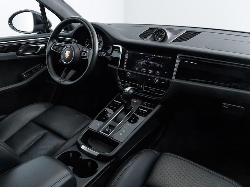 Usata Porsche Macan S 381 CV (280 kW) 2023 2h grigio vulcano metallizzato SUV