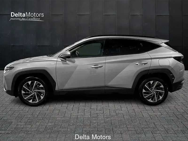 Usata Hyundai Tucson 136 CV (100 kW) 2022 Argento SUV