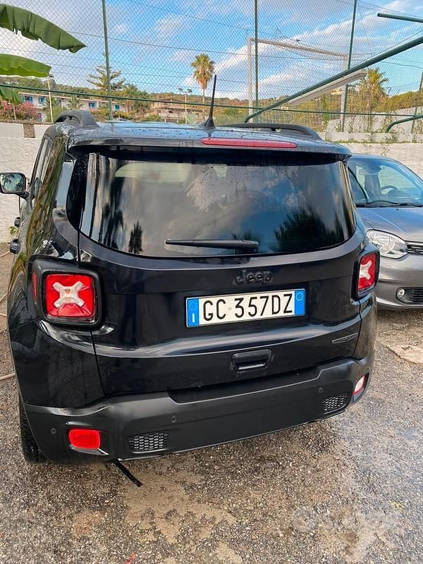 Usata Jeep Renegade Night Eagle 120 CV (88 kW) 2020 Nero SUV