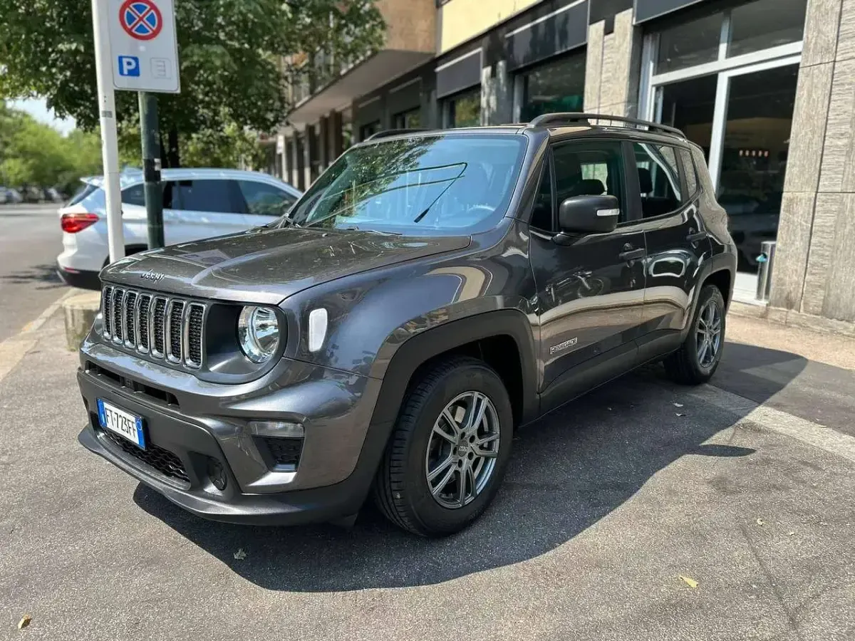 Usata Jeep Renegade Sport 120 CV (88 kW) 2018 Grigio SUV