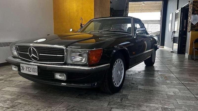 Grigio Usata 1989 Mercedes SL300 Cabrio | 79.000 € - Immagine 1/4