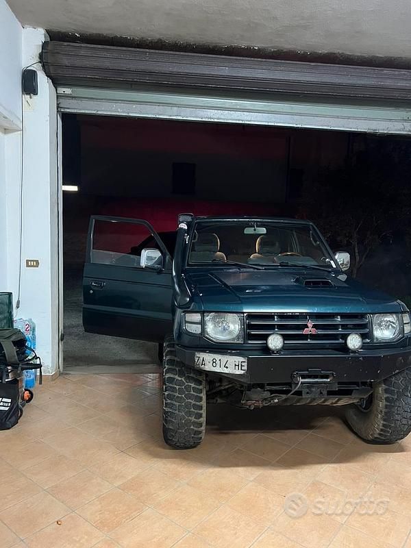 Usata Mitsubishi Pajero 2000 Verde SUV