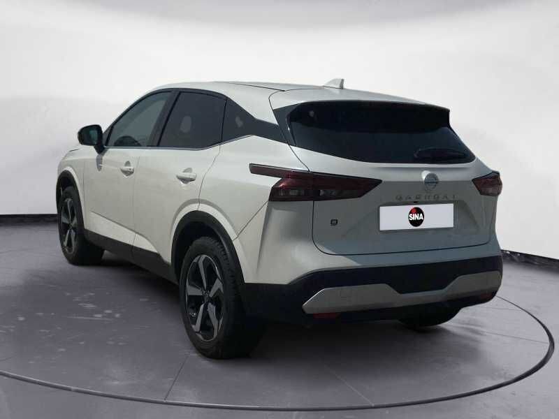 Usata Nissan Qashqai N-Connecta 140 CV (102 kW) 2022 Bianco SUV
