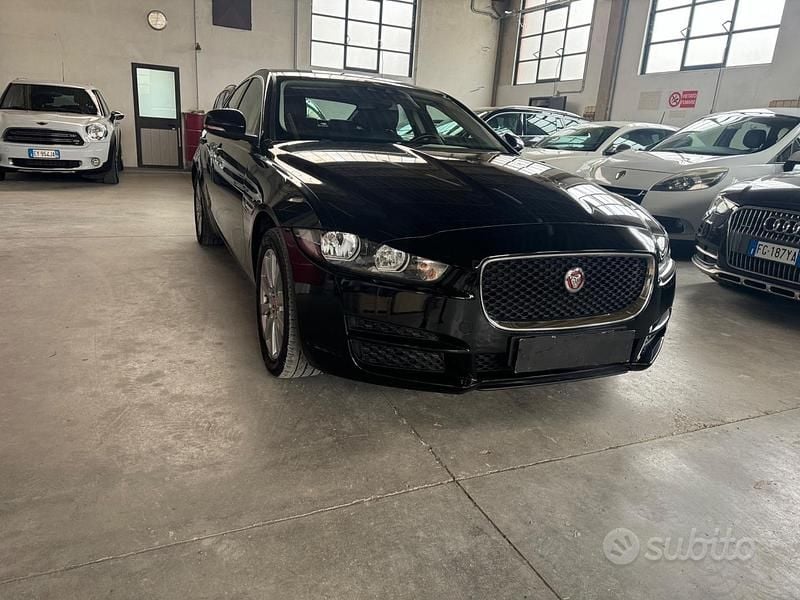 Usata Jaguar XE Pure 180 CV (132 kW) 2017 Nero Berlina
