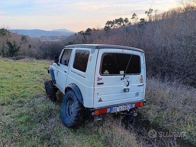 Usata Suzuki Samurai 69 CV (50 kW) 2000 Bianco SUV