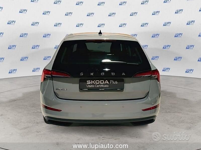 Usata Skoda 110 R Style 110 CV (80 kW) 2024 Gray Berlina