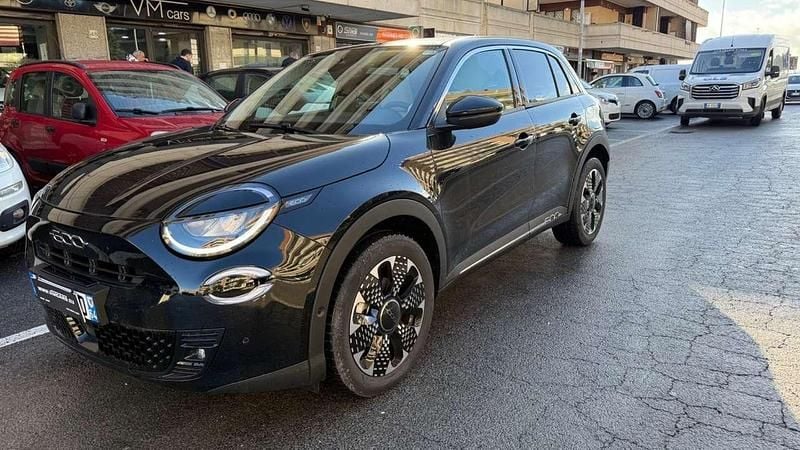 Usata Fiat 600 La Prima 101 CV (74 kW) 2025 Nero SUV