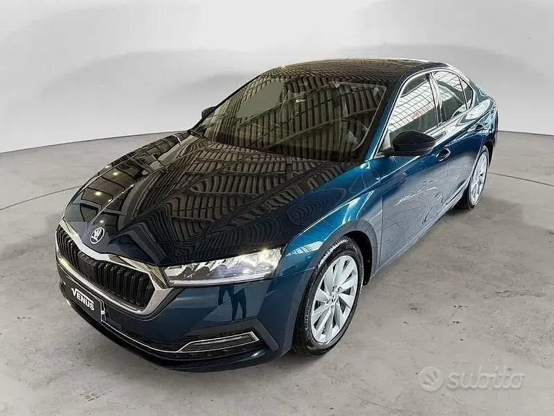 Usata Skoda Octavia Style 150 CV (110 kW) 2024 Blu Berlina