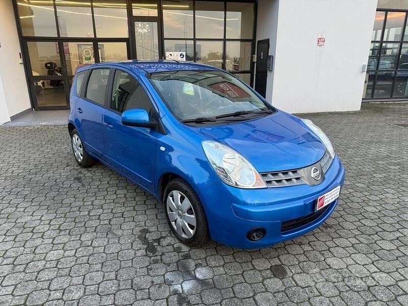 Usata Nissan Note Acenta 88 CV (64 kW) 2006 Blu Monovolume