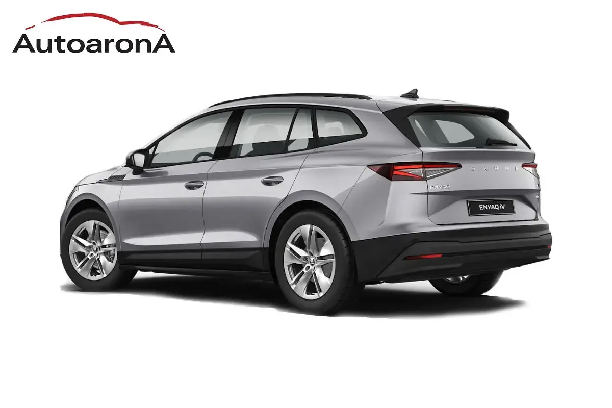 Käytetty Skoda Enyaq iV 150 kW (204 HP) 2023 Sininen Katumaasturi