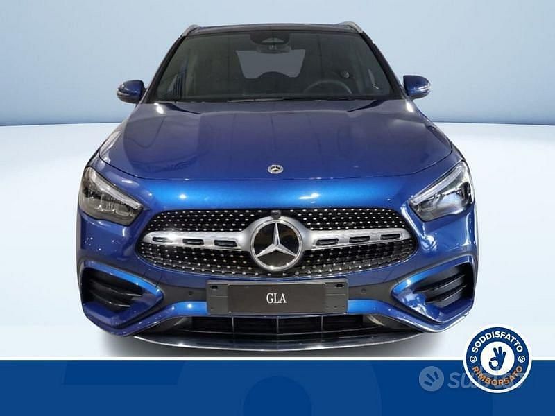 Usata Mercedes GLA180 Advanced Plus 116 CV (85 kW) 2025 Blu metallizzato SUV