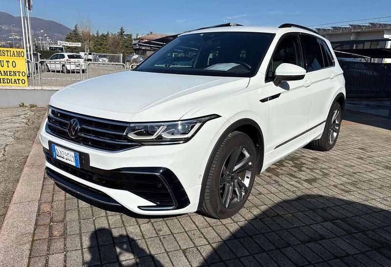 Usata VW Tiguan R-line 150 CV (110 kW) 2022 Bianco SUV