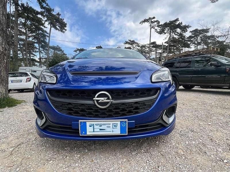 Usata Opel Corsa OPC 220 CV (161 kW) 2018 Blu/azzurro Utilitaria