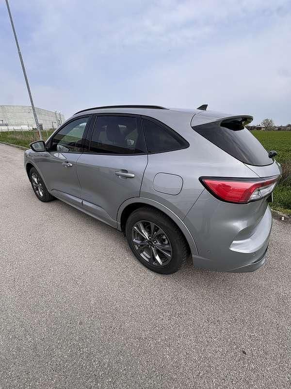 Usado Ford Kuga ST-Line 152 CV (111 kW) 2023 SUV
