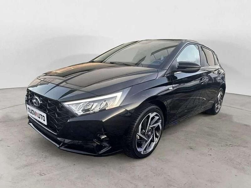 Nero Usata 2023 Hyundai i20 Due volumi | 14.690 € (Ottimo prezzo) - Immagine 1/4