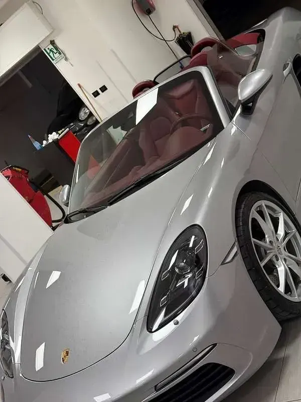 Usata Porsche 718 299 CV (219 kW) 2020 Argento Cabrio