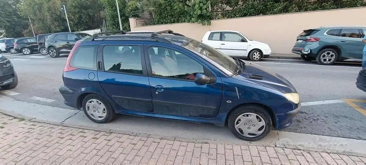 Usata Peugeot 206 68 CV (50 kW) 2003 Blu Station wagon