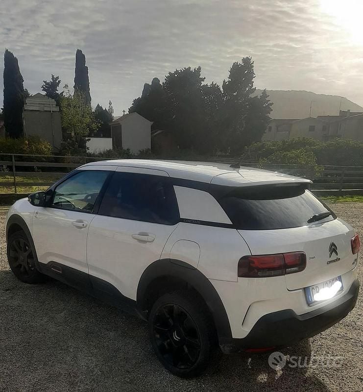 Usata Citroën C4 Cactus 102 CV (75 kW) 2019 Bianco Utilitaria