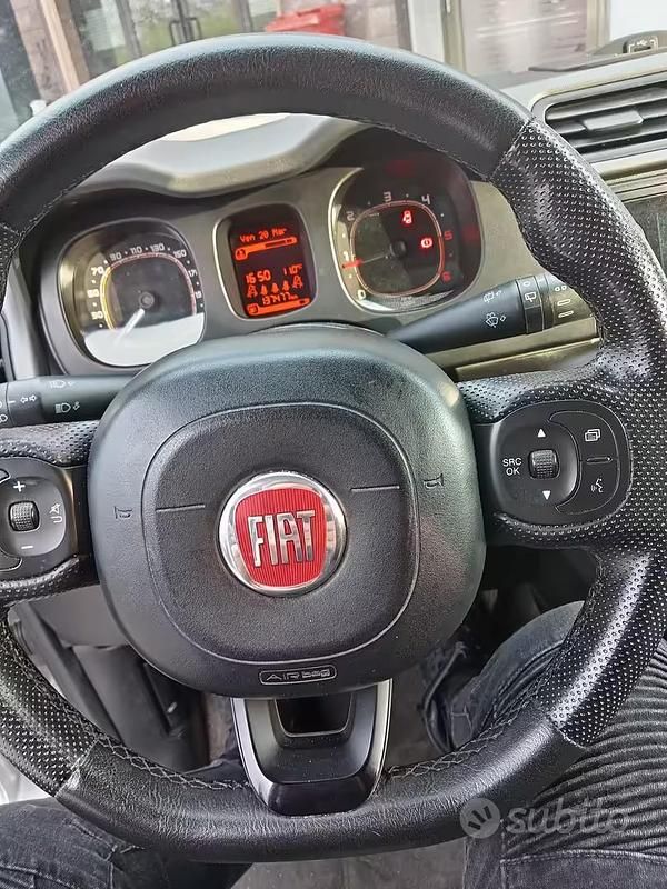 Usata Fiat Panda 75 CV (55 kW) 2018 Grigio Utilitaria