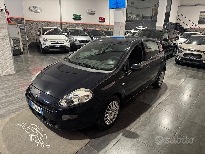Usata Fiat Punto Street 95 CV (69 kW) 2016 Blu Utilitaria