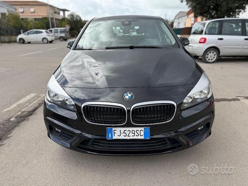 Usata BMW 218 Advantage 150 CV (110 kW) 2017 Nero Station wagon