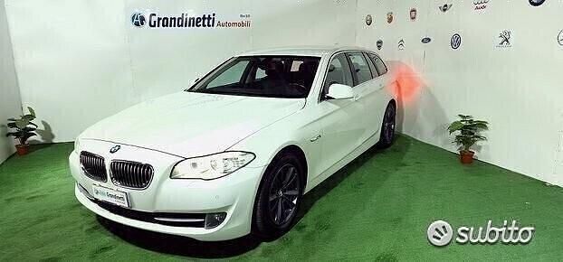 Usata BMW 520 Efficient Dynamics 190 CV (139 kW) 2011 Nero Station wagon