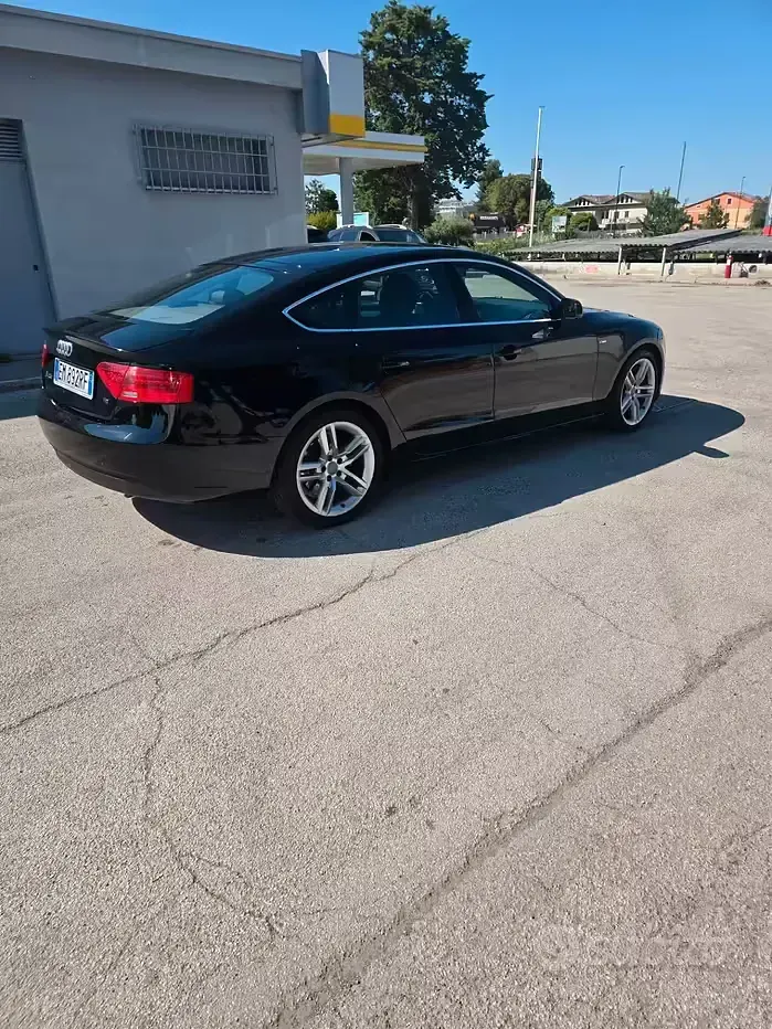 Gebraucht Audi A5 Ambiente 150 PS (110 kW) 2013 Schwarz Coupé