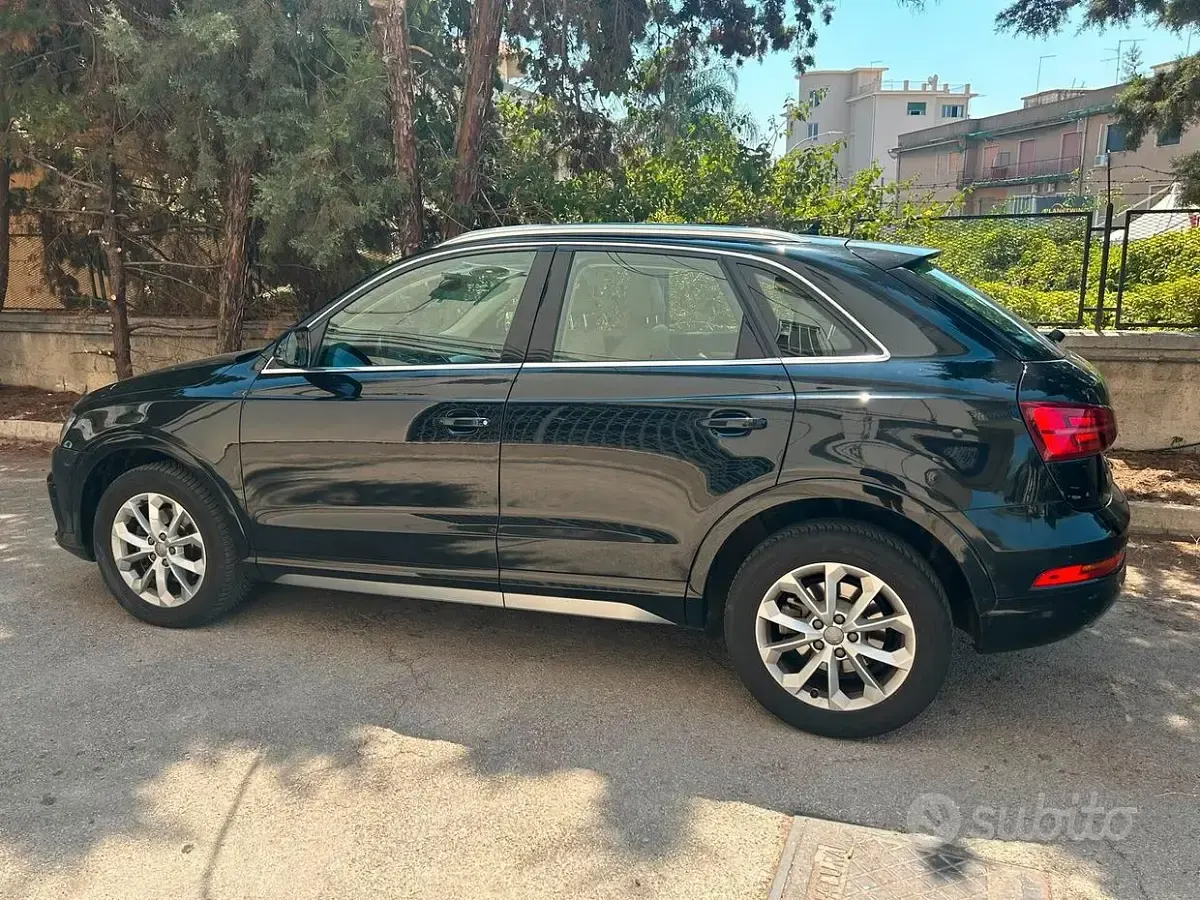 Usata Audi Q3 Business 150 CV (110 kW) 2015 Nero SUV