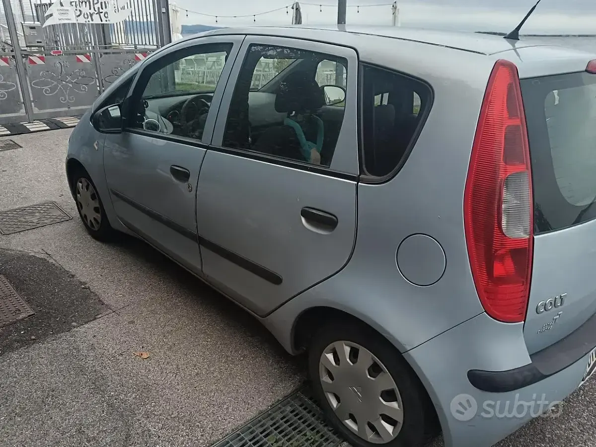 Usata Mitsubishi Colt 75 CV (55 kW) 2007 Berlina
