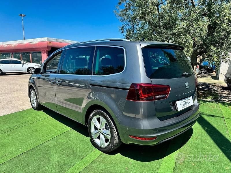 Usata Seat Alhambra FR-Line 177 CV (130 kW) 2020 Grigio Monovolume