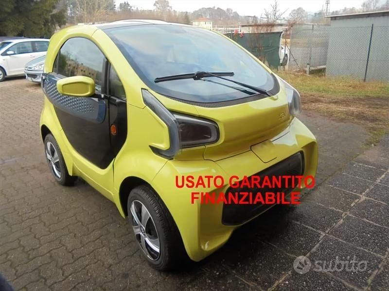 Usata XEV Yoyo 7 kW (10 CV) 2022 Giallo Utilitaria