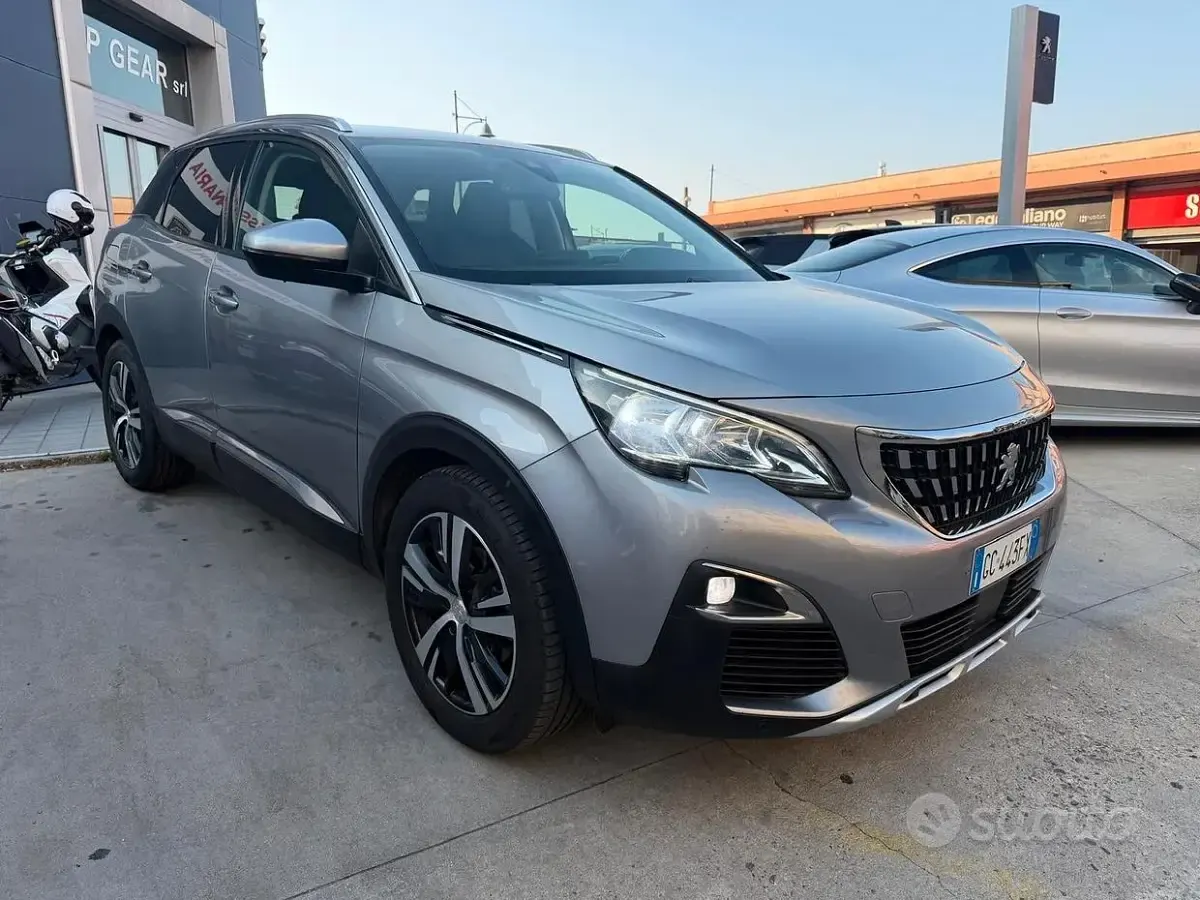 Usata Peugeot 3008 Allure 131 CV (96 kW) 2019 Grigio SUV