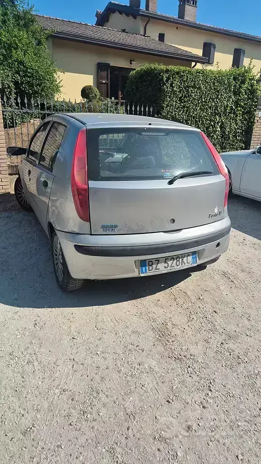Usata Fiat Punto 60 CV (44 kW) 2002 Grigio Utilitaria