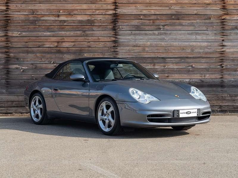 Usata Porsche 996 320 CV (235 kW) 2004 Seal grey Cabrio