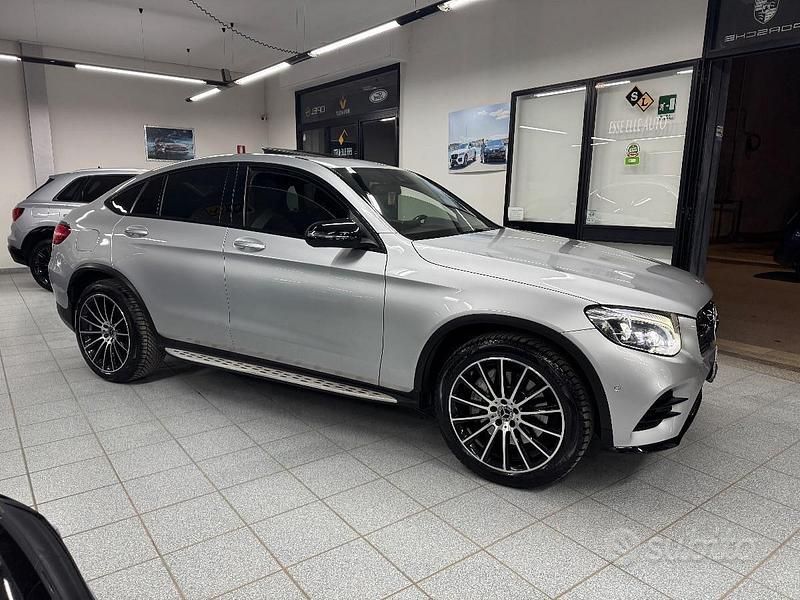 Usata Mercedes GLC250 AMG 207 CV (152 kW) 2019 Grigio Coupé
