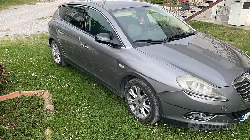 Usata Lancia Delta 2013 Utilitaria