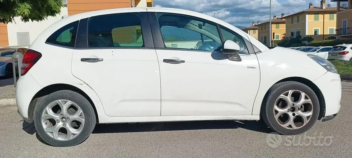 Usata Citroën C3 Exclusive 68 CV (50 kW) 2011 Bianco Utilitaria