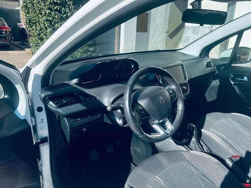 Usata Peugeot 208 95 CV (69 kW) 2015 Bianco Utilitaria