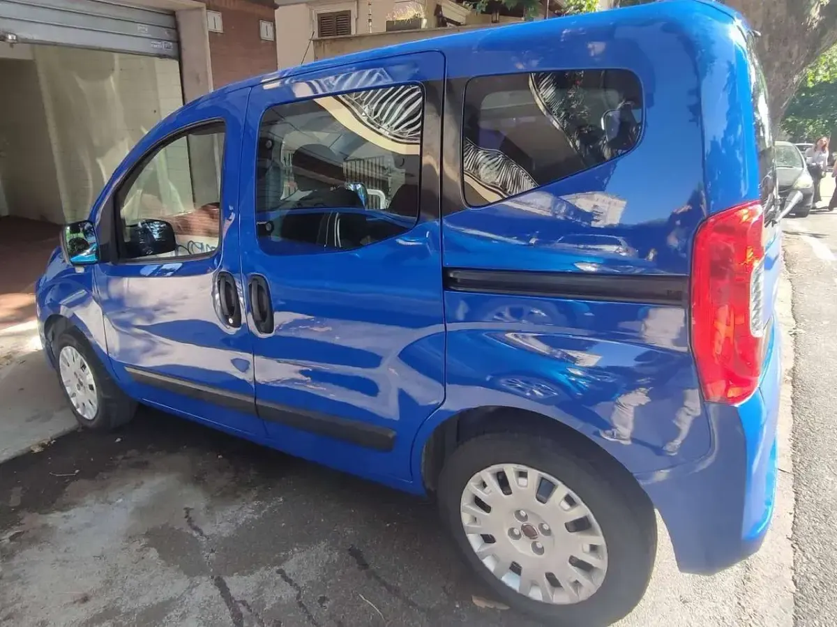 Usata Fiat Qubo Trekking 77 CV (56 kW) 2010 Blu/azzurro Monovolume
