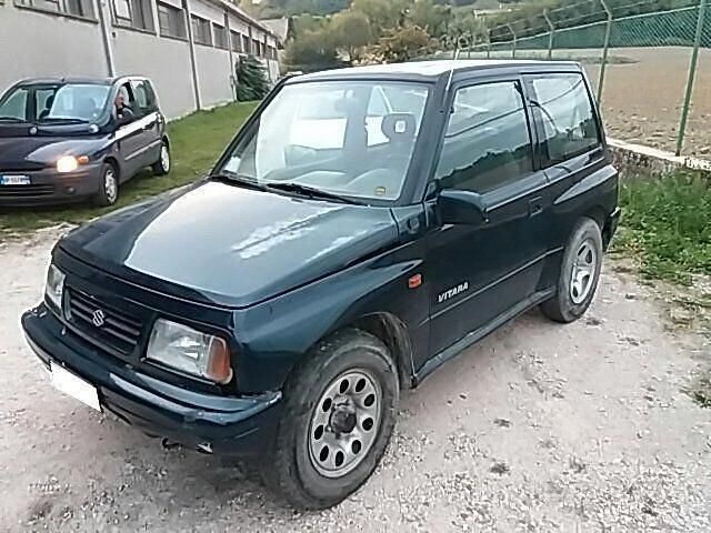 Usata Suzuki Vitara 97 CV (71 kW) 1996 Verde Station wagon