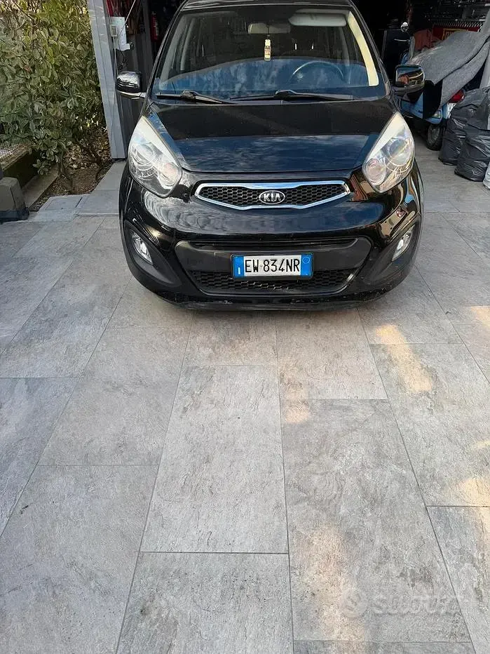 Usata Kia Picanto 69 CV (50 kW) 2014 Nero Utilitaria