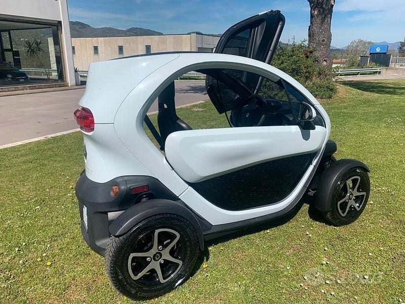 Usata Renault Twizy 13 kW (18 CV) 2020 Bianco Utilitaria