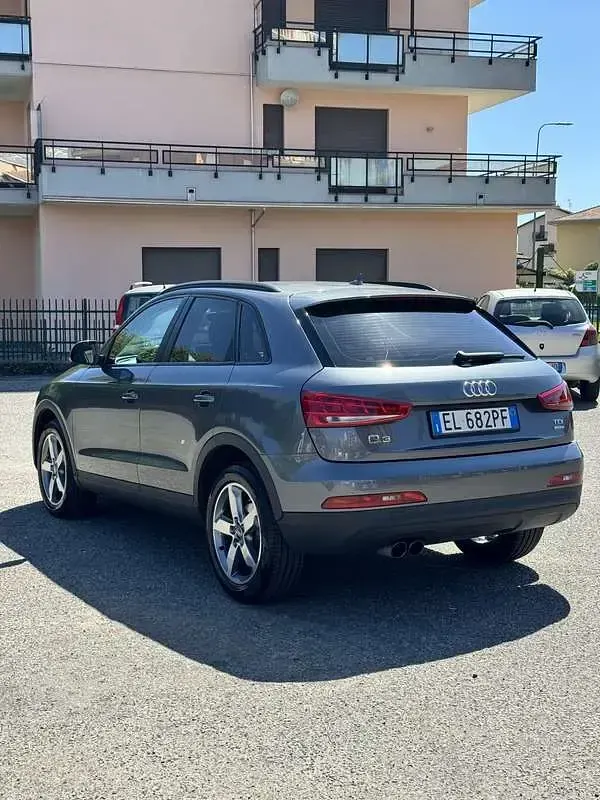 Usata Audi Q3 Advanced 177 CV (130 kW) 2012 Grigio SUV