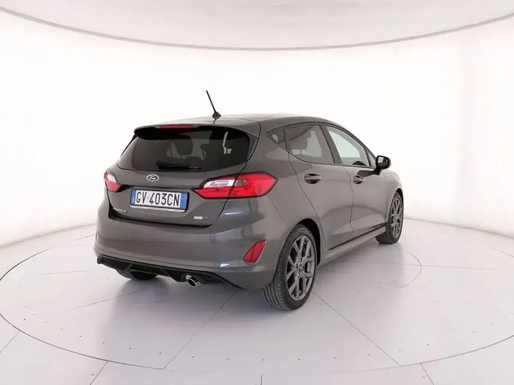 Usata Ford Fiesta ST-Line 125 CV (91 kW) 2024 Magnetic grey (metallizzato) Berlina