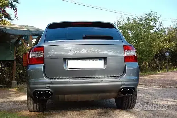 Usata Porsche Cayenne Turbo 450 CV (330 kW) 2005 Grigio SUV