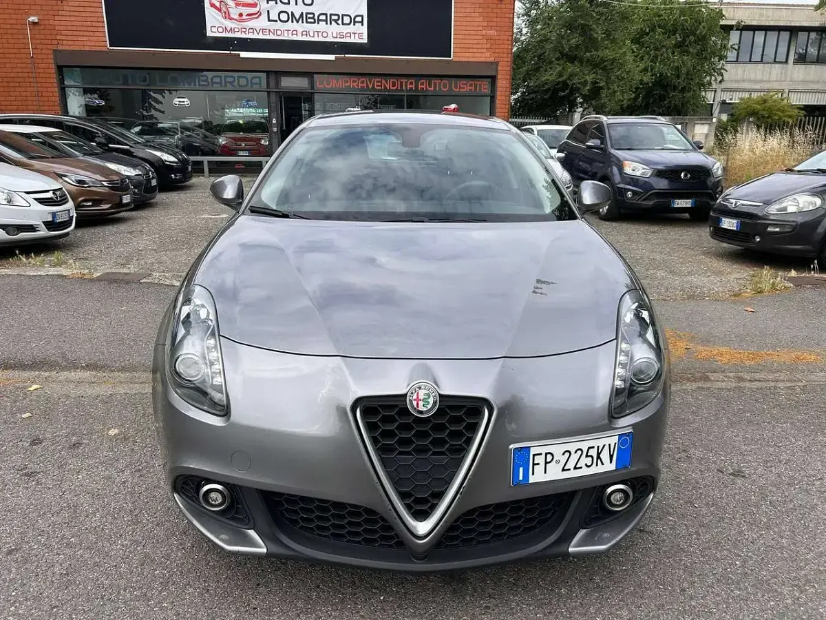 Usata Alfa Romeo Giulietta 120 CV (88 kW) 2018 Grigio Utilitaria
