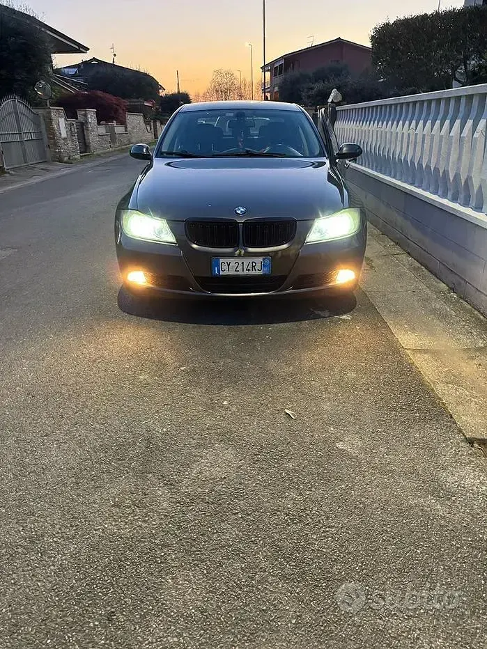 Usata BMW 320 163 CV (119 kW) 2005 Grigio Berlina
