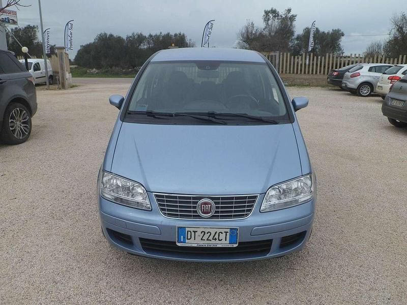 Usata Fiat Idea 90 CV (66 kW) 2008 Blu/azzurro Monovolume