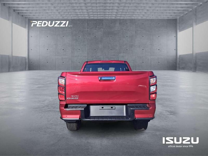 Nuova Isuzu D-Max 163 CV (119 kW) 2026 Rosso Pick-up