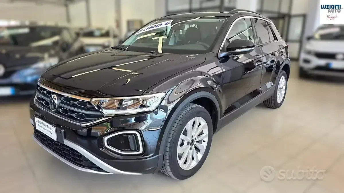 Usata VW T-Roc Edition 116 CV (85 kW) 2025 Nero SUV